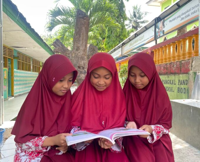 Pentingnya Penerapan Literasi di Sekolah dan Contohnya untuk Meningkatkan Kualitas Pendidikan